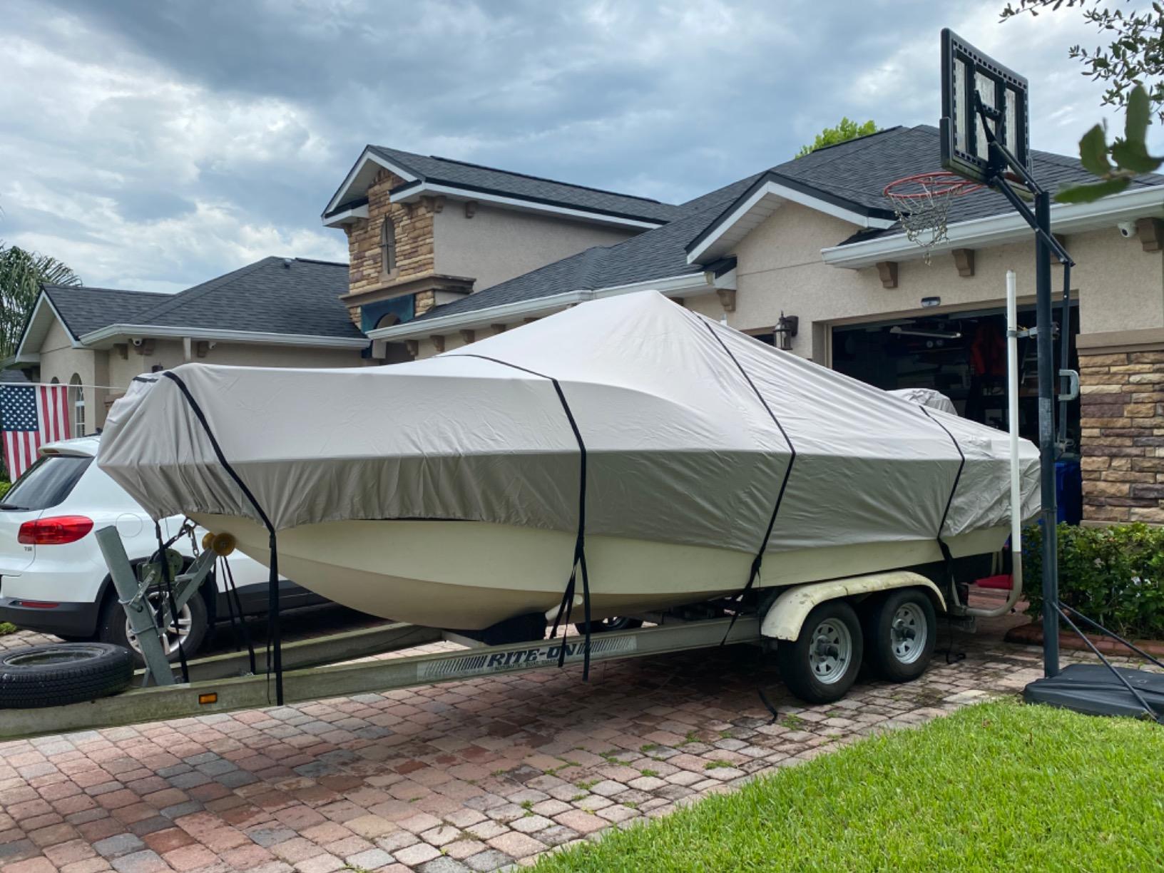 Why do you need a tonneau cover for your pontoon boat? – Rvmasking